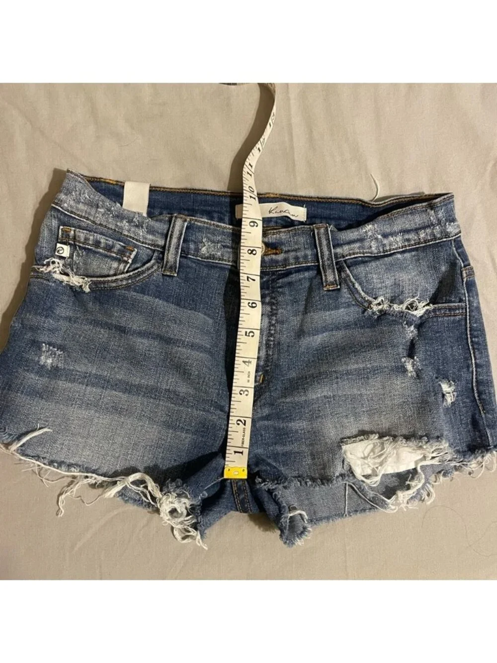 Women Shorts - Picture 3 of 5